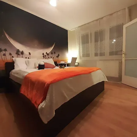 Park-side * Budapest